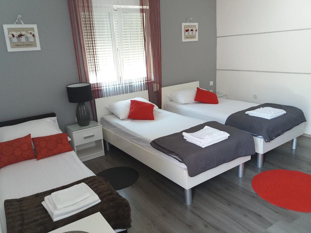 Apartments Benic Zadar Exterior photo