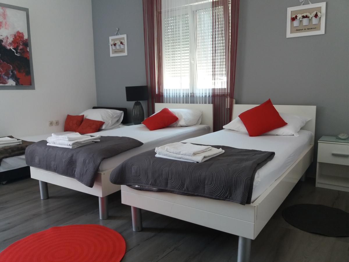 Apartments Benic Zadar Exterior photo