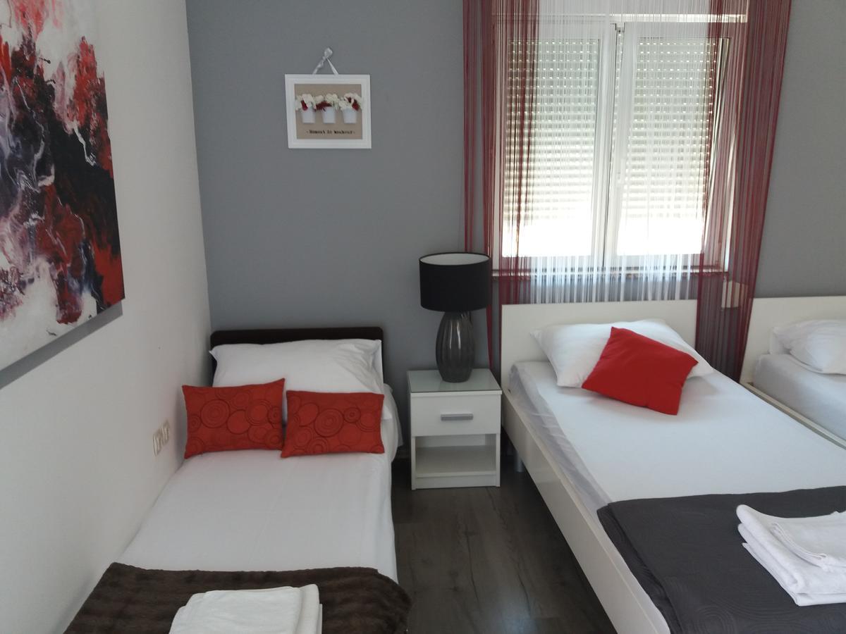 Apartments Benic Zadar Exterior photo